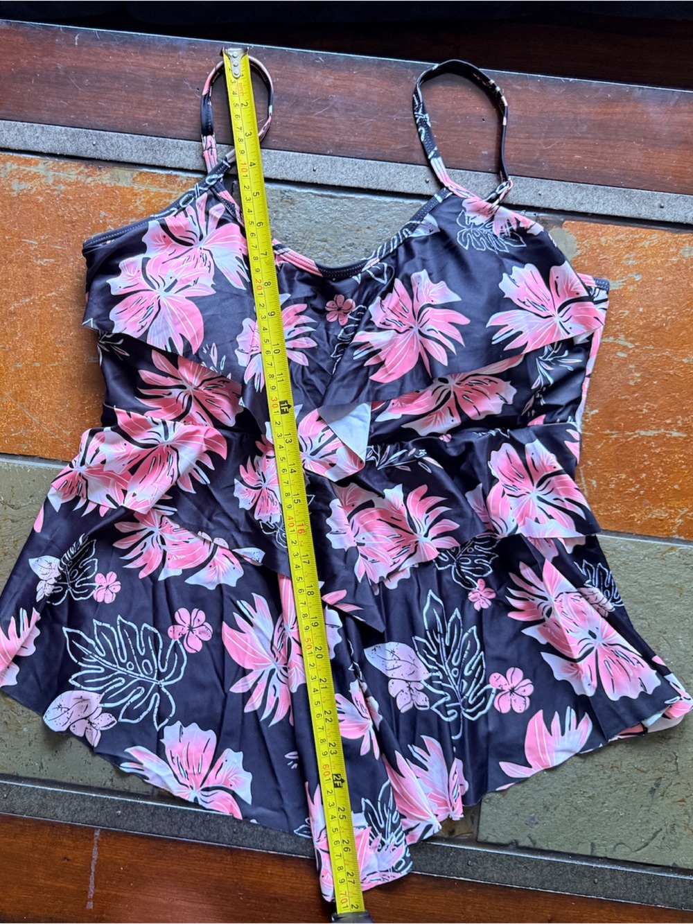 Floral 2 piece bathing suit 3 xl black bottom ruffle vacation swim outdoor palm